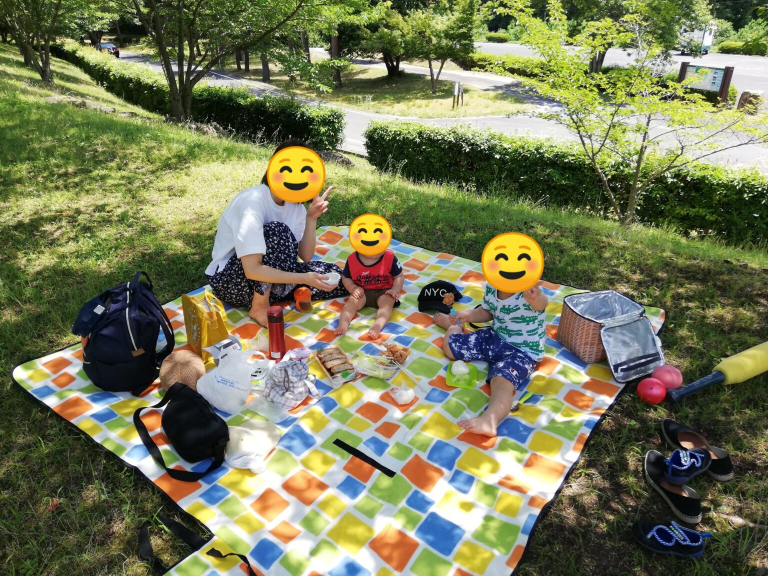 子連れ公園ピクニックの持ち物と便利グッズ【子供が小さい場合】 キャロみのお家